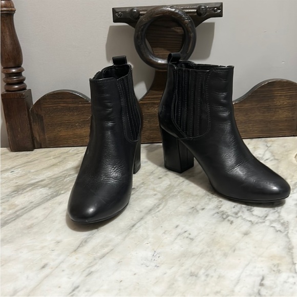 Steve Madden Gasto Leather Ankle Boots - Picture 7 of 10